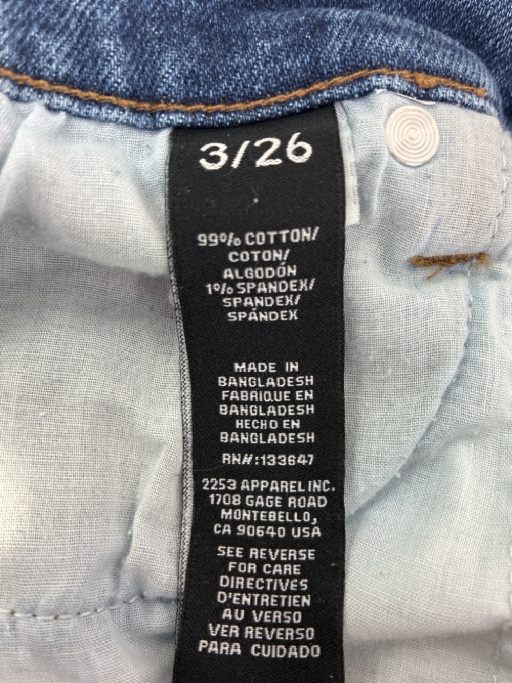 Kendall + Kylie Distressed Denim Shorts Raw Hem High Rise Size 3/26 - Picture 8 of 8